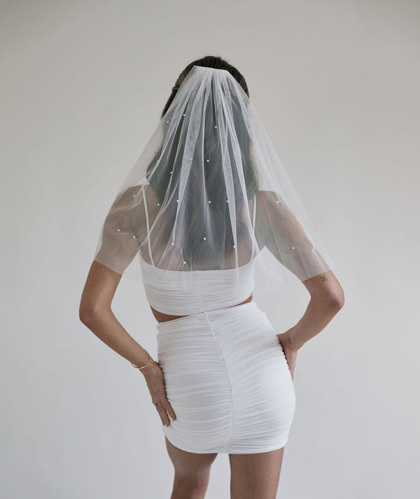 PEARL TULLE VEIL