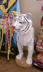 white-tiger-statue