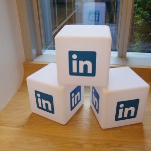 How to Make the Most of LinkedIn Groups